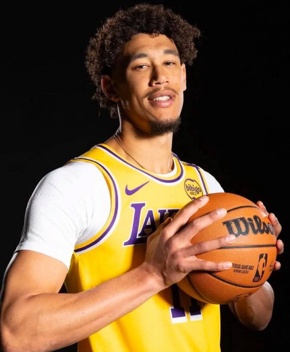 爱游戏登录入口-2024湖人vs鹈鹕全场回放最新